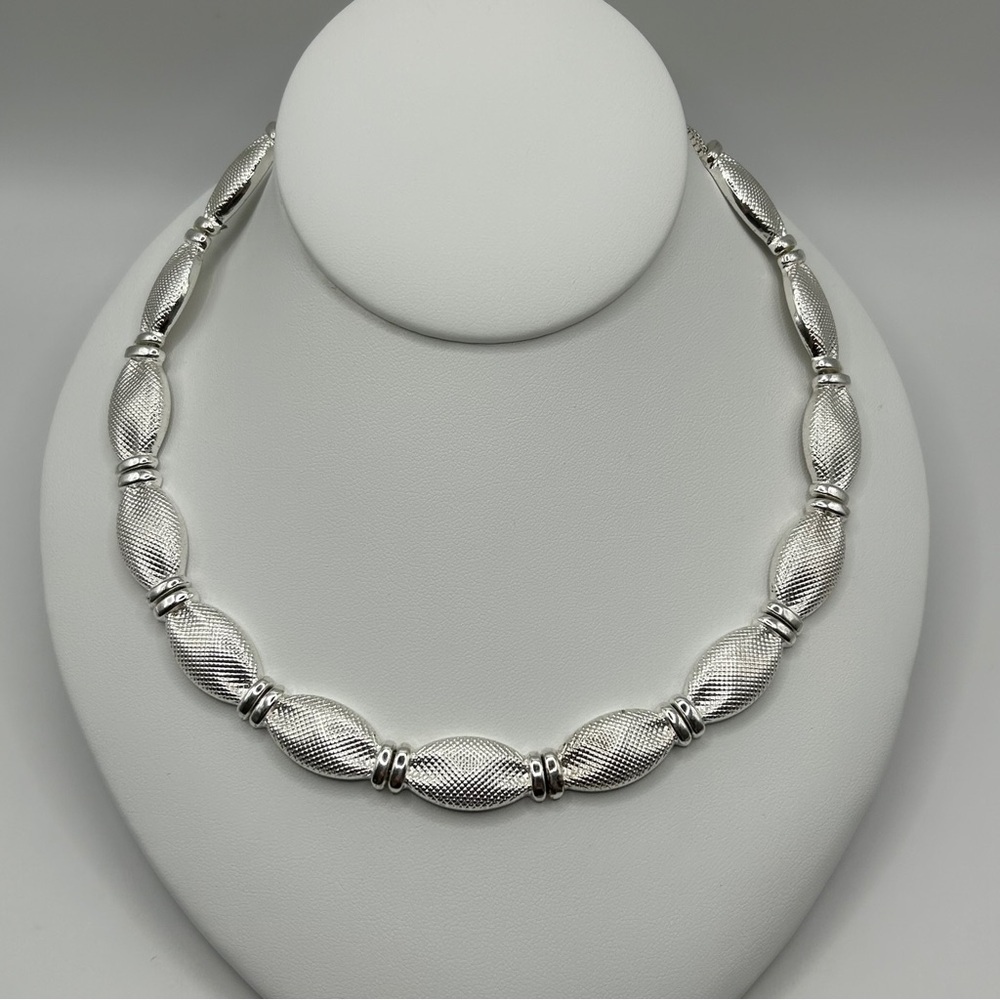 Classy Silver Mesh Tufted Statement Necklace